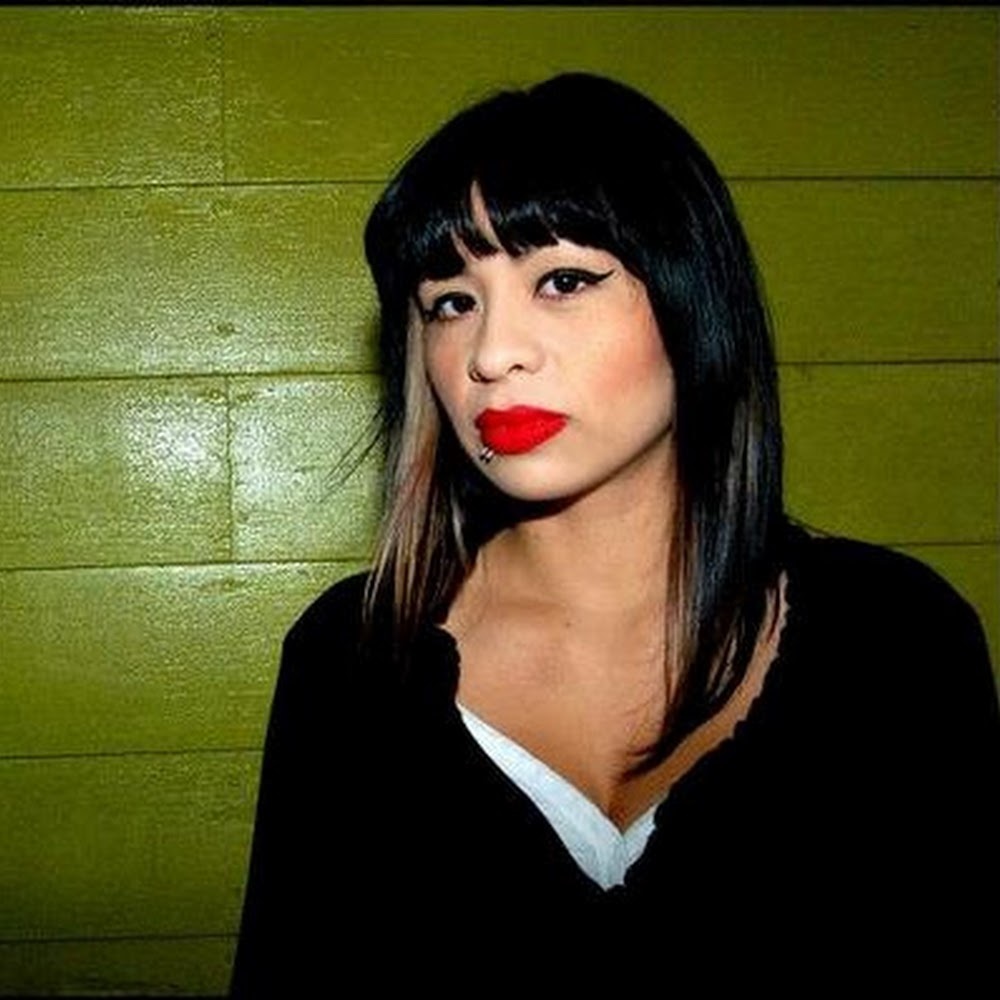 Meet your Posher, Diana